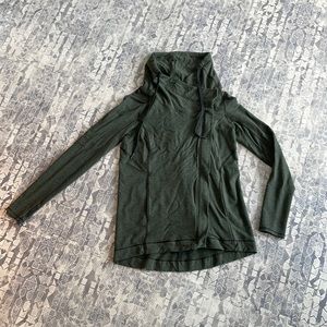 lululemon Coast Easy Wrap